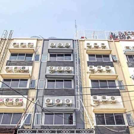 雅加达 芒加贝萨尔2号红门旅馆酒店 外观 照片